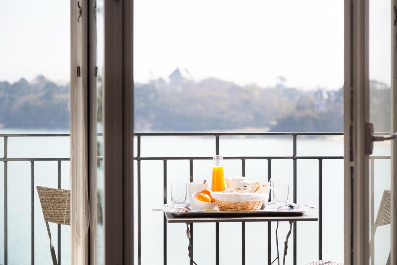 Restaurant Hotel Didier Méril Dinard Exterior foto