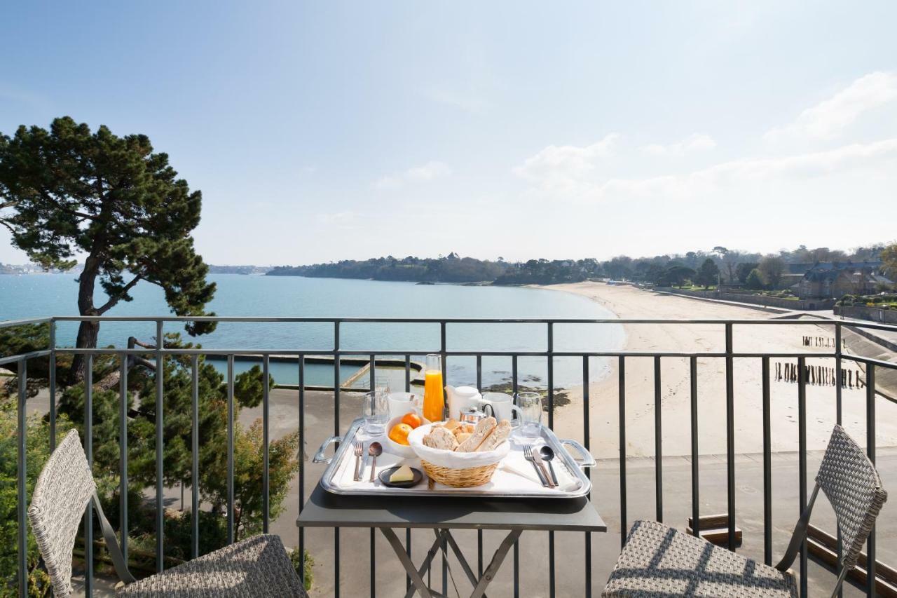 Restaurant Hotel Didier Méril Dinard Exterior foto