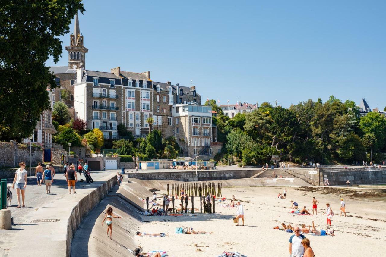 Restaurant Hotel Didier Méril Dinard Exterior foto